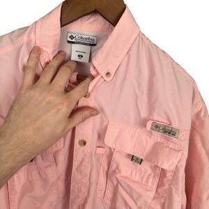 Columbia PFG Bahama II Fishing Shirt Mens Medium Pink Short Sleeve FM7047